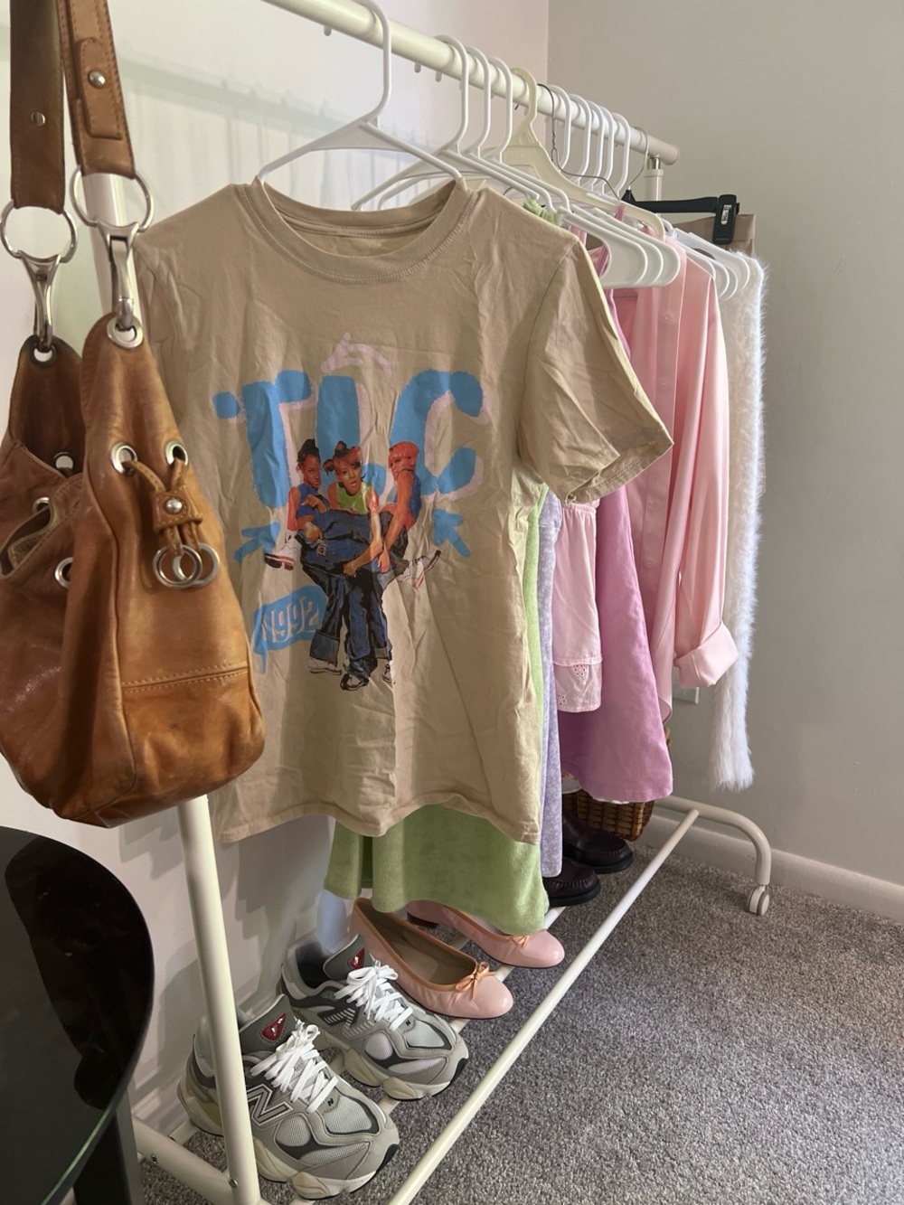 Graphic Beige TLC tshirt with Blue & Pink Print